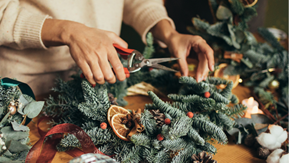 06/12 | Christmas Wreaths: A Festive Workshop with Rizom at The Dolli