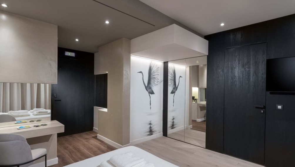 Ivis 4 Boutique Hotel & Restaurant